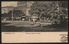 Landsberg a. W. : Markt mit Pauksch-Brunnen