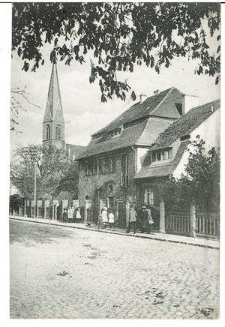 Gruss aus Vietz a. Ostb. : Pfarrhaus und Kirche